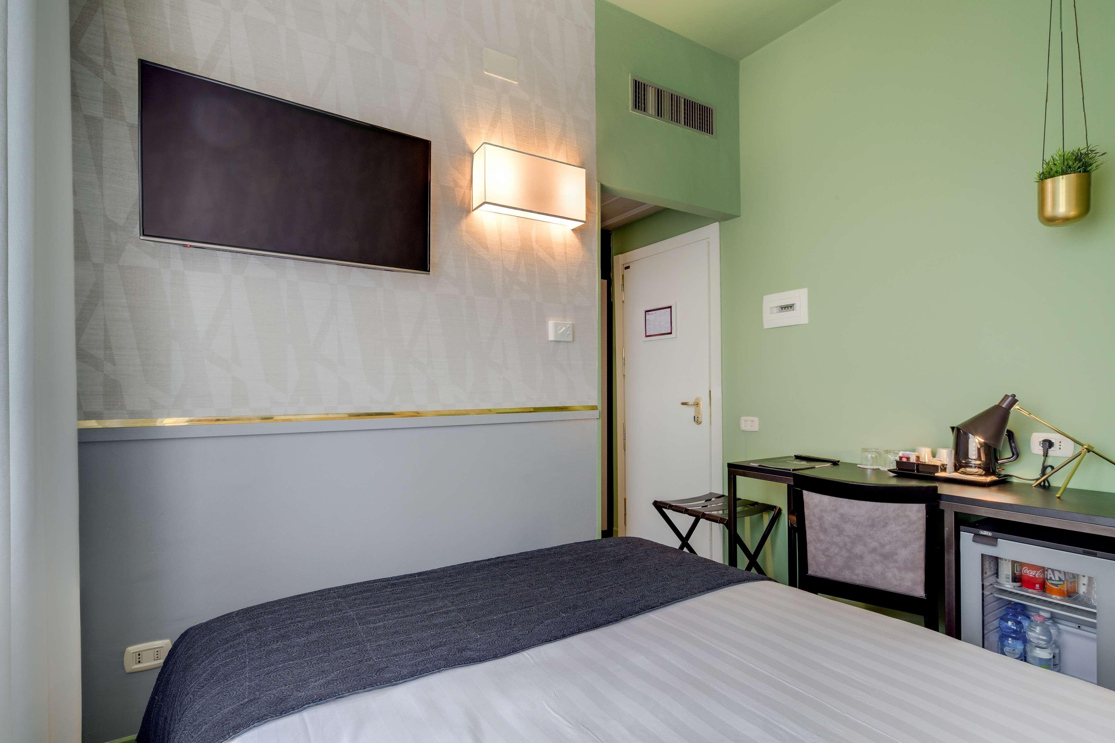 เบสต์ เวสเทิร์น พลัส ซีเอชซี ฟลอเรนซ์ Hotel ภายนอก รูปภาพ